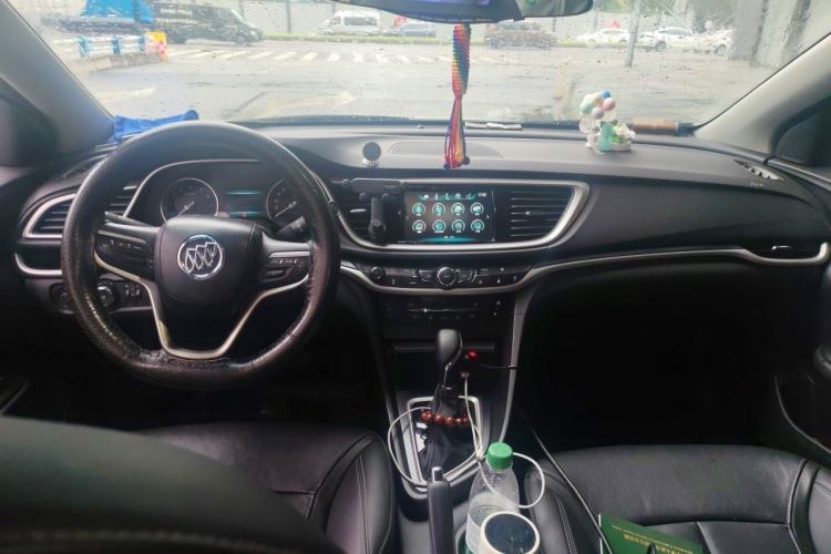 Used Buick GT 2019 18T Automatic Connected Elite Model China V Standard Center Console