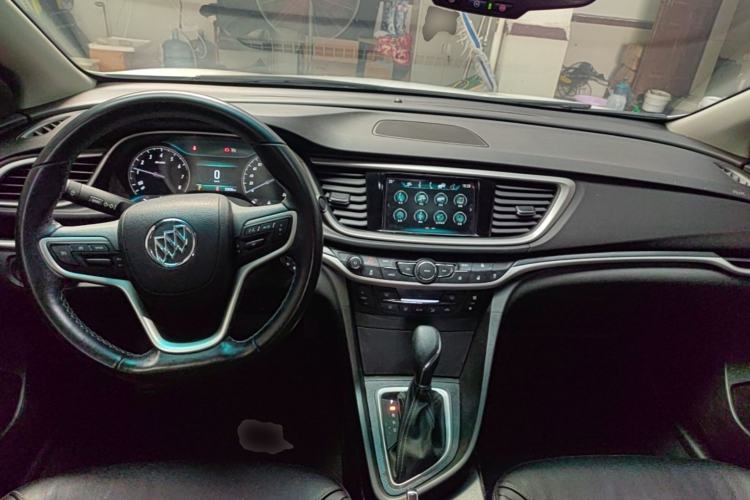 Used Buick GT 2019 18T Automatic Connected Elite Model China VI Standard Center Console