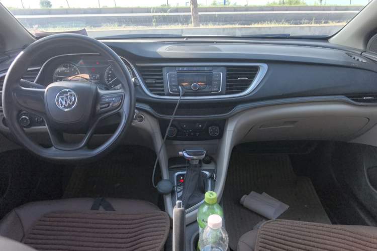 Used Buick GT 2019 15T Dual-Clutch Advanced Version China VI Standard Center Console