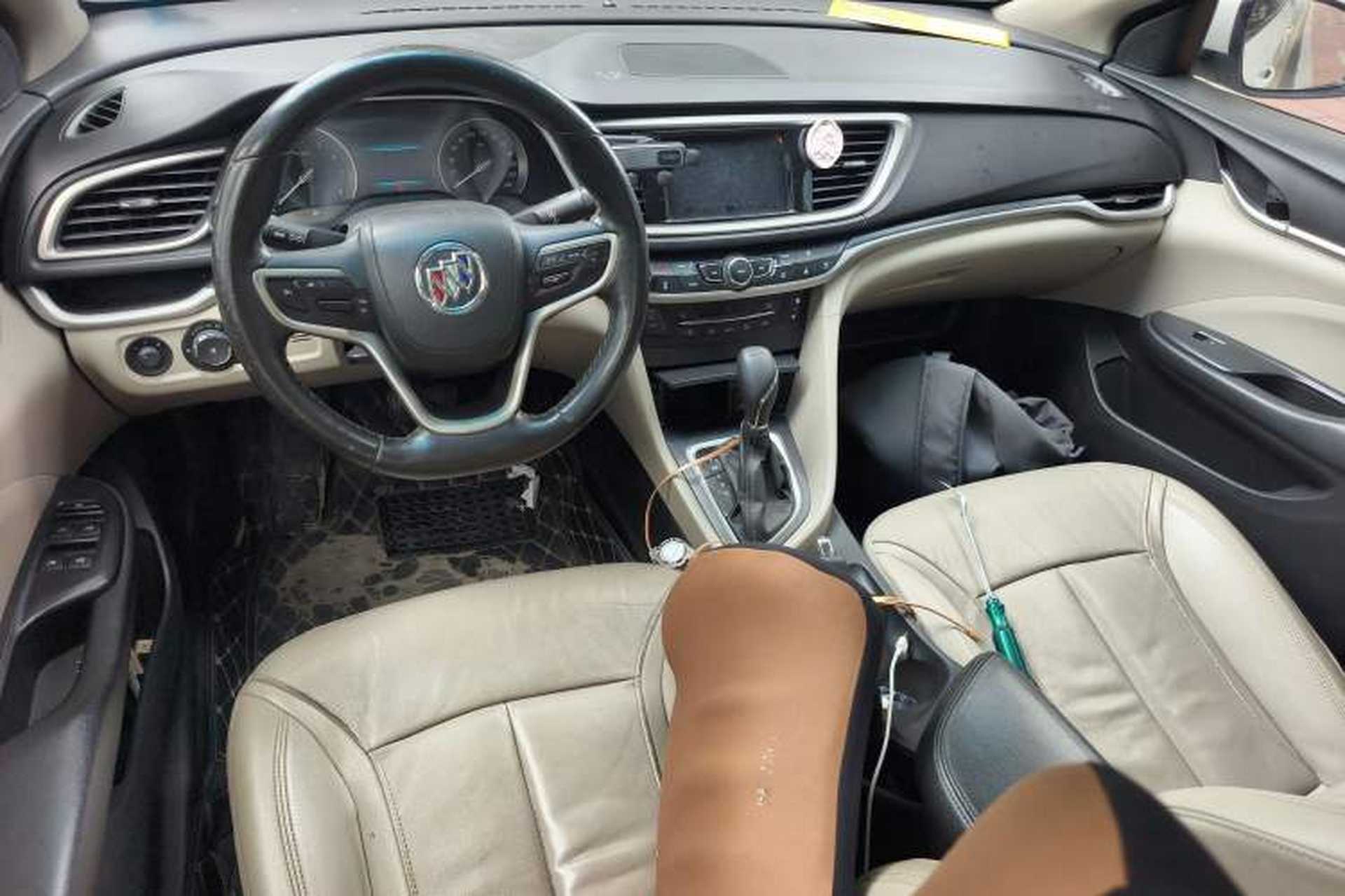 Used Buick GT 2019 15T Dual-Clutch Connected Elite Version China V Standard Center Console