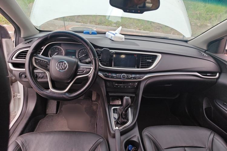 Used Buick GT 2019 18T Automatic Connected Elite Model China VI Standard Center Console