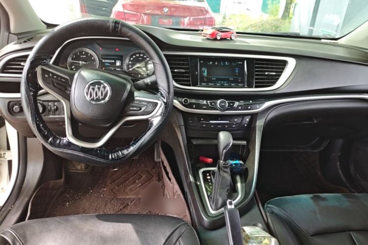 Used Buick GT 2019 18T Automatic Connected Elite Model China V Standard Center Console