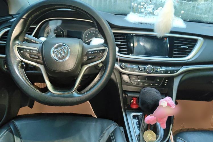 Used Buick GT 2019 18T Automatic Connected Elite Model China V Standard Center Console