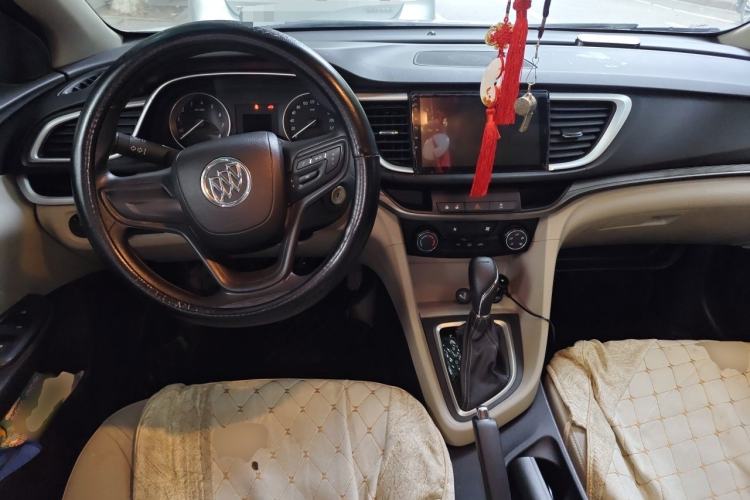 Used Buick GT 2019 15T Dual-Clutch Advanced Version China VI Standard Center Console