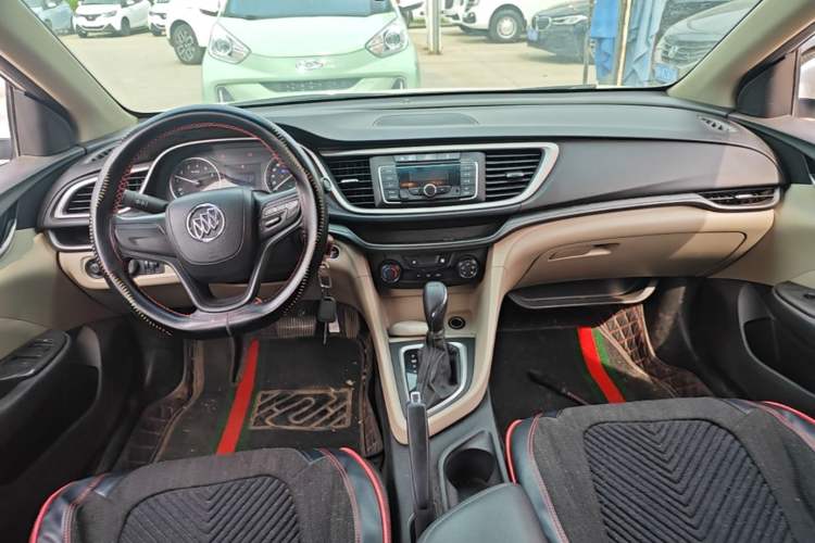 Used Buick GT 2019 15T Dual-Clutch Advanced Version China VI Standard Center Console