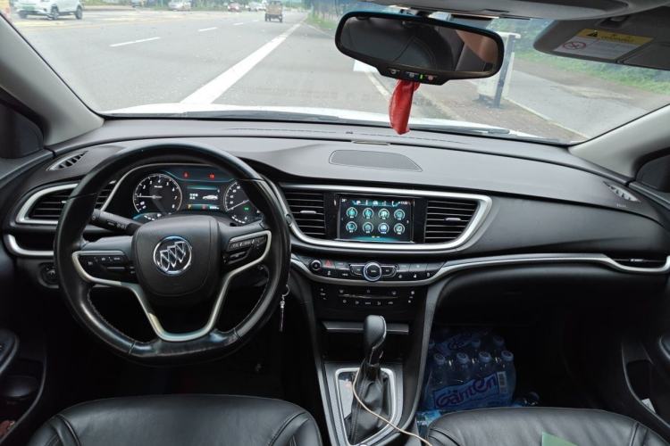 Used Buick GT 2019 18T Automatic Connected Elite Model China V Standard Center Console