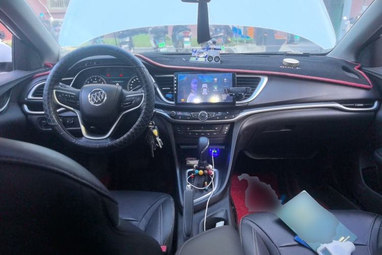 Used Buick GT 2019 18T Automatic Connected Elite Model China VI Standard Center Console