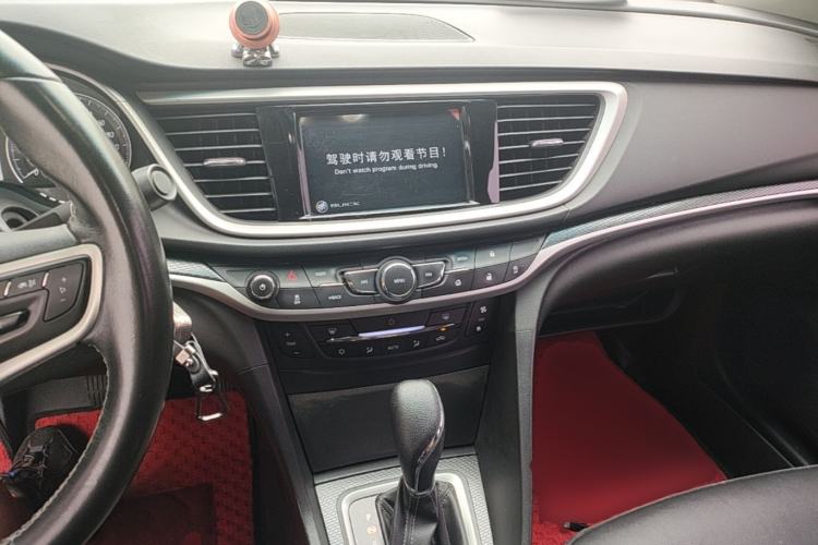 Used Buick GT 2019 18T Automatic Connected Elite Model China VI Standard Center Console