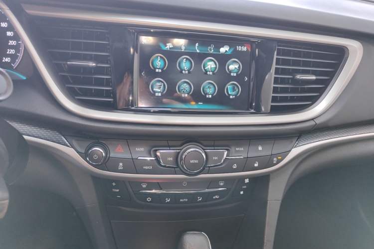 Used Buick GT 2019 18T Automatic Connected Elite Model China VI Standard Center Console