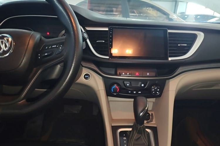 Used Buick GT 2019 15T Dual-Clutch Advanced Version China VI Standard Center Console