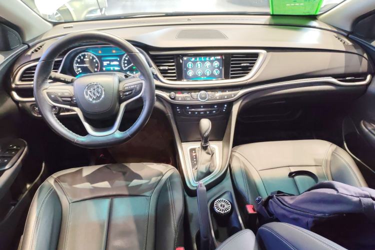 Used Buick GT 2019 18T Automatic Connected Elite Model China VI Standard Center Console