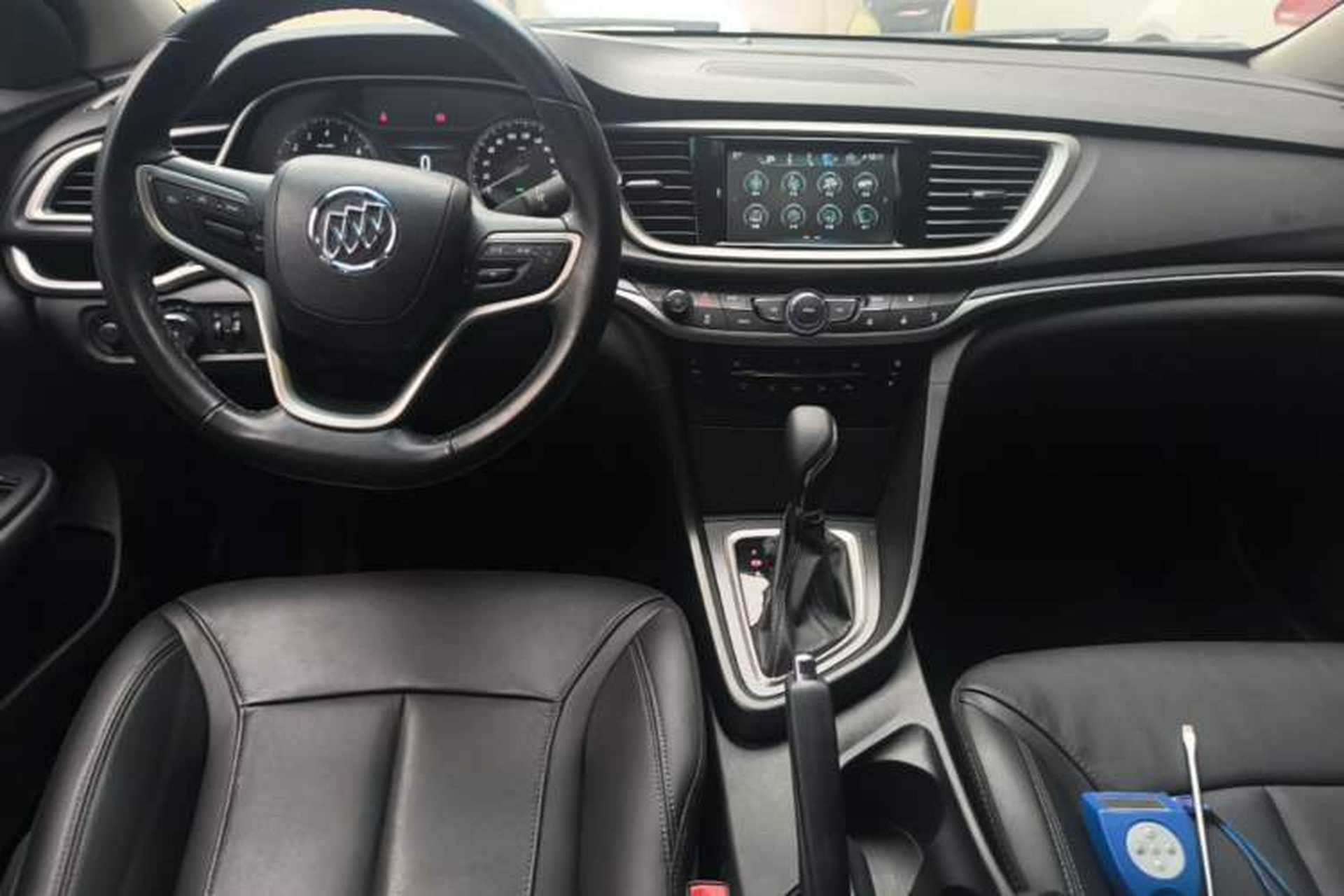 Used Buick GT 2019 18T Automatic Connected Elite Model China VI Standard Center Console