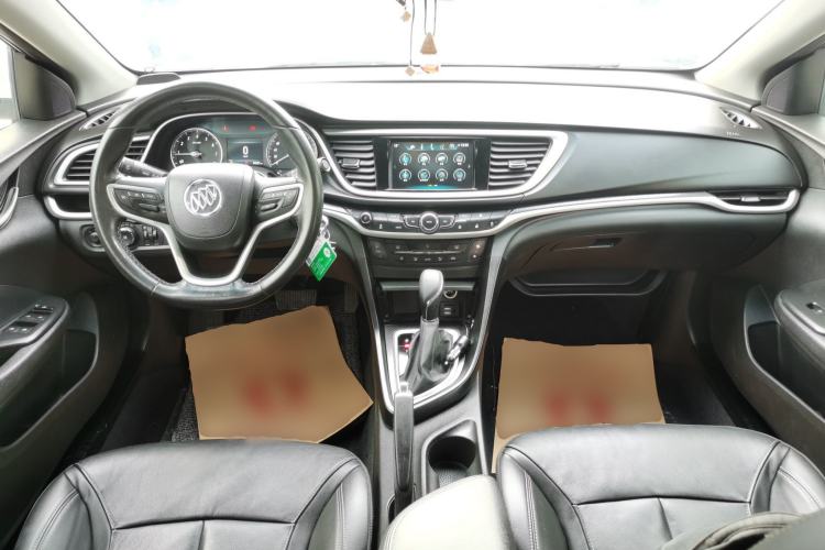 Used Buick GT 2019 18T Automatic Connected Elite Model China VI Standard Center Console