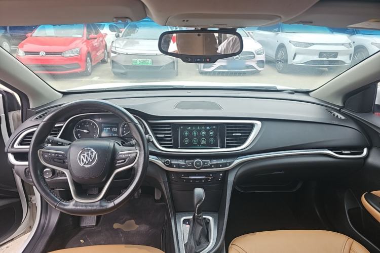 Used Buick GT 2019 18T Automatic Connected Flagship Version China V Standard Center Console