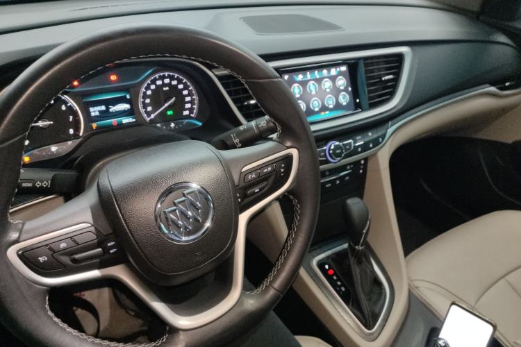 Used Buick GT 2019 15T Dual-Clutch Connected Elite Model China VI Center Console
