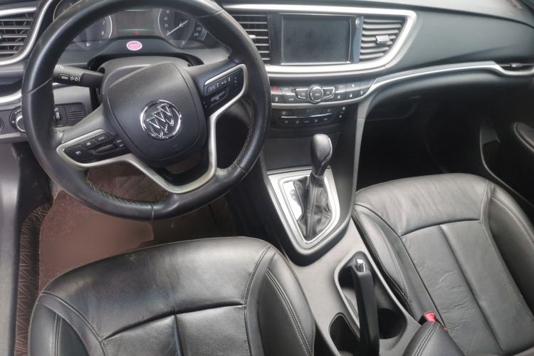 Used Buick GT 2019 18T Automatic Connected Elite Model China VI Standard Center Console