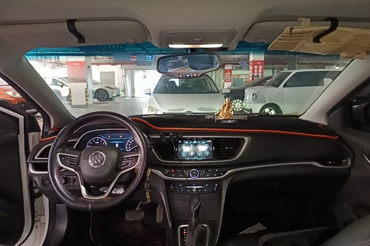 Used Buick GT 2019 18T Automatic Connected Elite Model China VI Standard Center Console