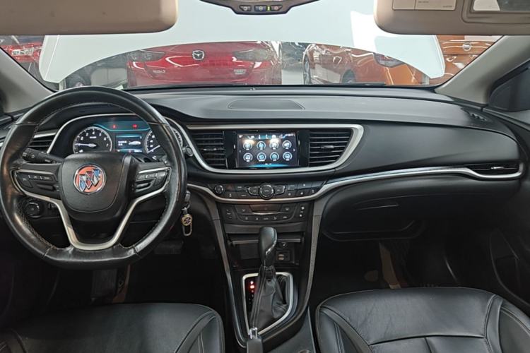 Used Buick GT 2019 18T Automatic Connected Elite Model China V Standard Center Console