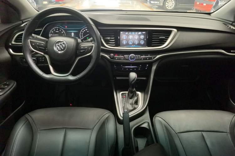 Used Buick GT 2019 18T Automatic Connected Elite Model China VI Standard Center Console