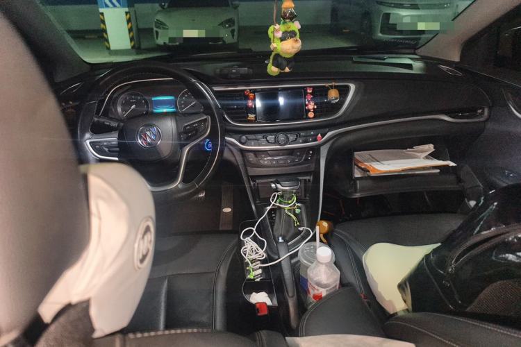 Used Buick GT 2019 18T Automatic Connected Elite Model China VI Standard Center Console