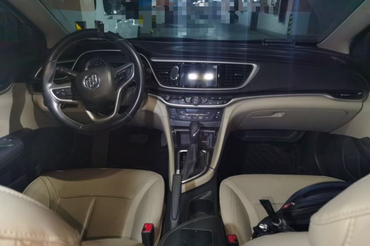Used Buick GT 2019 15T Dual-Clutch Connected Elite Model China VI Center Console