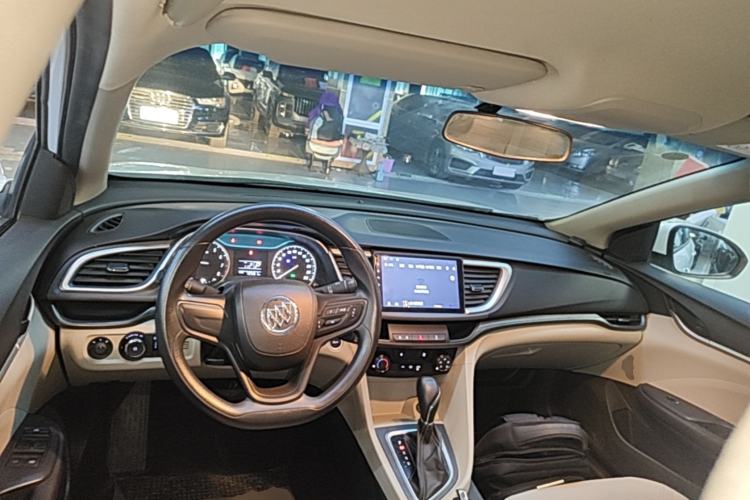 Used Buick GT 2019 15T Dual-Clutch Advanced Version China VI Standard Center Console