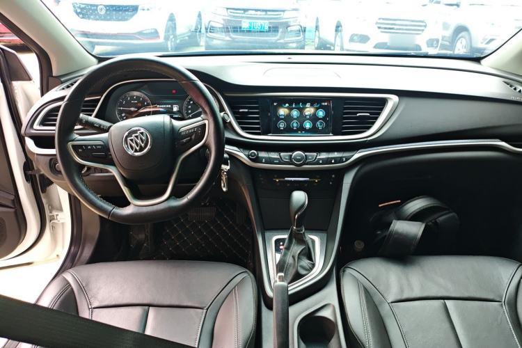 Used Buick GT 2019 18T Automatic Connected Elite Model China VI Standard Center Console
