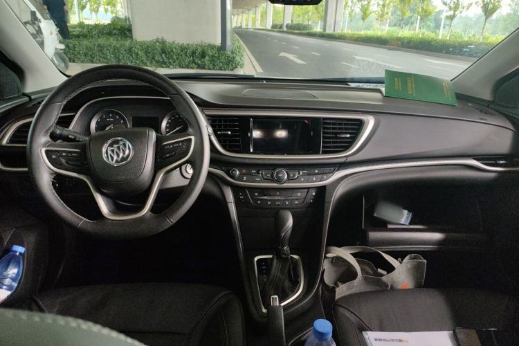 Used Buick GT 2019 18T Automatic Connected Elite Model China V Standard Center Console