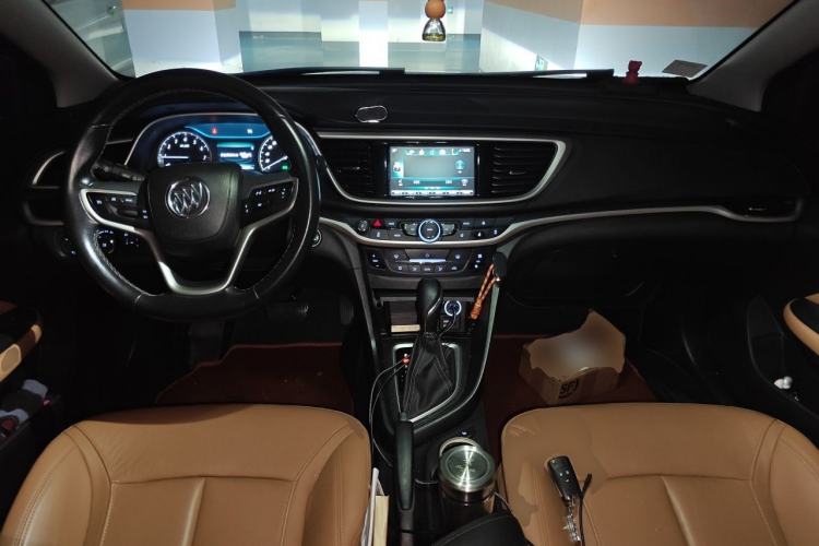 Used Buick GT 2019 18T Automatic Connected Flagship Version China VI Standard Center Console