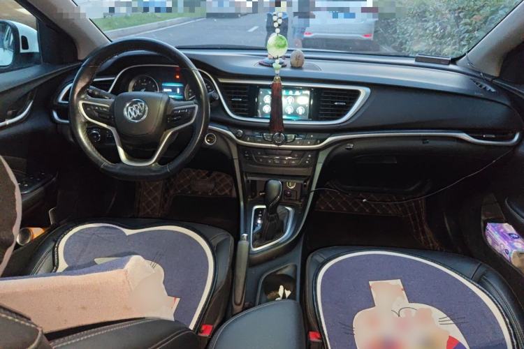 Used Buick GT 2019 18T Automatic Connected Elite Model China V Standard Center Console