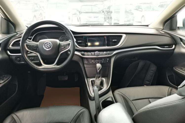 Used Buick GT 2019 18T Automatic Connected Elite Model China VI Standard Center Console