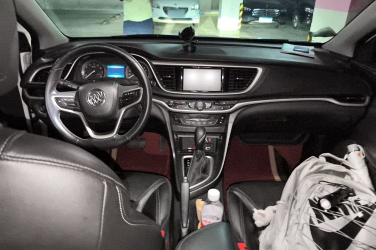 Used Buick GT 2019 18T Automatic Connected Elite Model China VI Standard Center Console