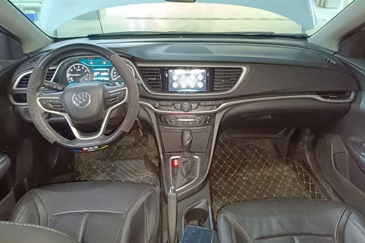 Used Buick GT 2019 18T Automatic Connected Elite Model China VI Standard Center Console