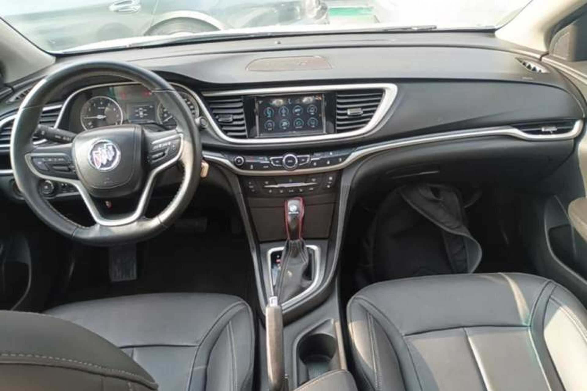 Used Buick GT 2019 18T Automatic Connected Elite Model China V Standard Center Console