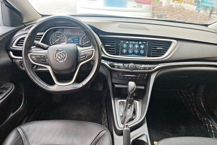 Used Buick GT 2019 18T Automatic Connected Elite Model China VI Standard Center Console