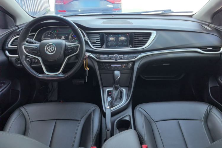 Used Buick GT 2019 18T Automatic Connected Elite Model China VI Standard Center Console