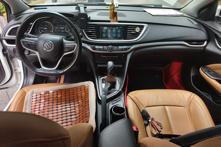 Used Buick GT 2019 18T Automatic Connected Flagship Version China V Standard Center Console