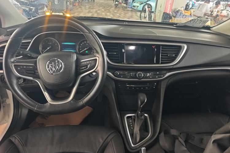 Used Buick GT 2019 18T Automatic Connected Elite Model China VI Standard Center Console