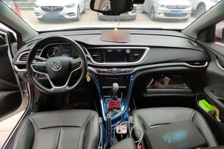 Used Buick GT 2019 18T Automatic Connected Elite Model China VI Standard Center Console