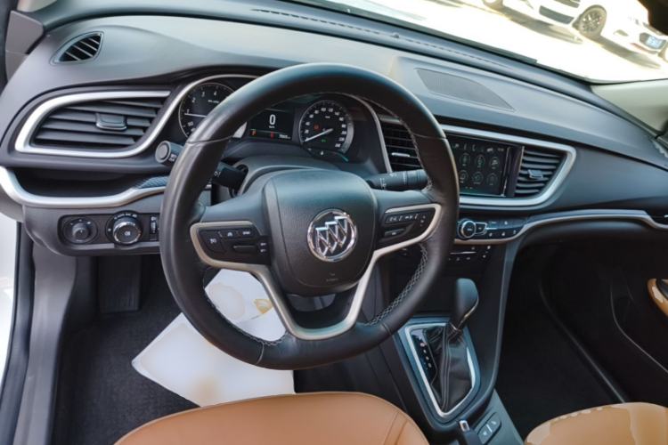 Used Buick GT 2019 18T Automatic Connected Flagship Version China V Standard Center Console