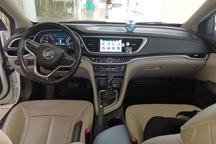 Used Buick GT 2019 15T Dual-Clutch Connected Elite Model China VI Center Console