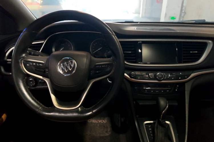 Used Buick GT 2019 18T Automatic Connected Flagship Version China VI Standard Center Console