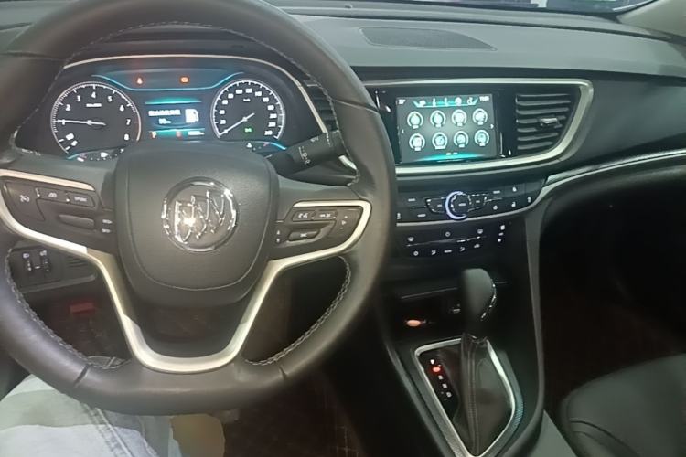 Used Buick GT 2019 18T Automatic Connected Elite Model China VI Standard Center Console