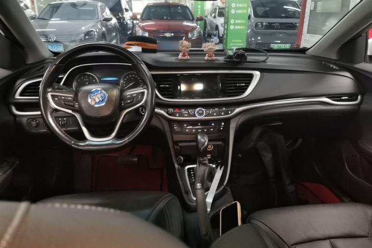 Used Buick GT 2019 18T Automatic Connected Elite Model China V Standard Center Console