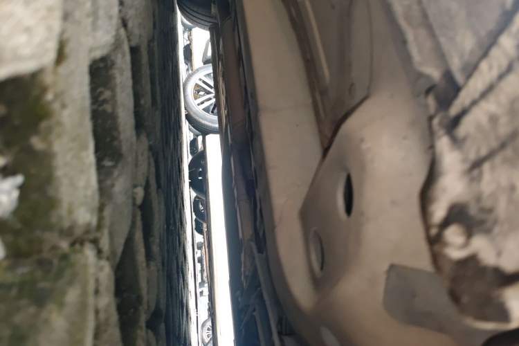 Used Buick GT 2019 18T Automatic Connected Elite Model China VI Standard Chassis Front Right