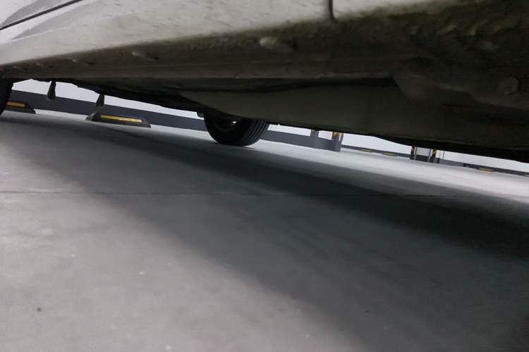 Used Buick GT 2019 18T Automatic Connected Elite Model China VI Standard Chassis Front Right