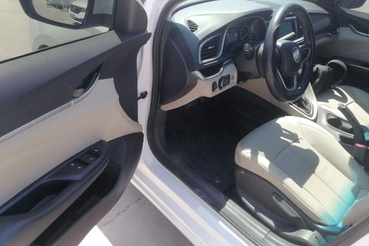 Used Buick GT 2019 15T Dual-Clutch Connected Elite Model China VI Driver Seat
