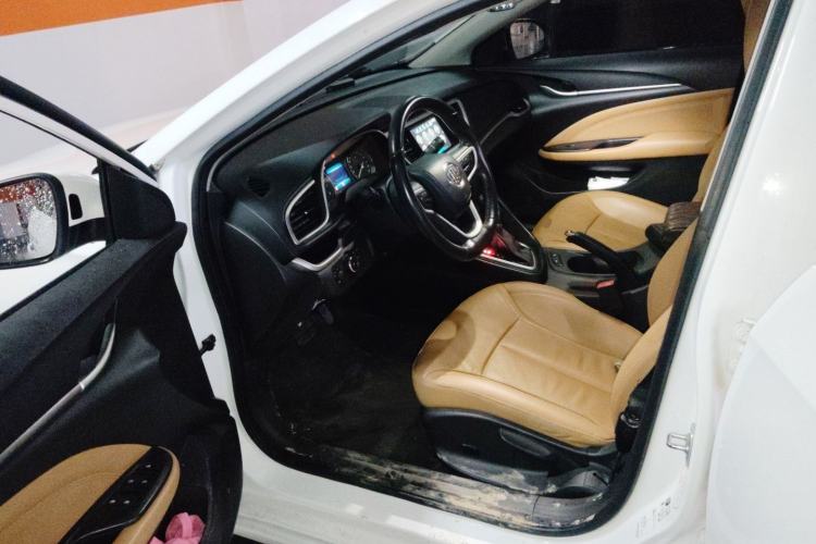 Used Buick GT 2019 18T Automatic Connected Flagship Version China VI Standard Driver Seat