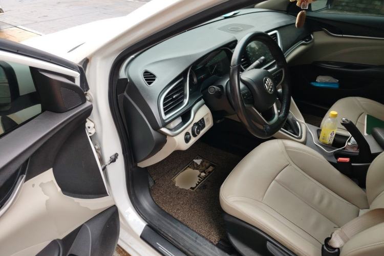 Used Buick GT 2019 15T Dual-Clutch Connected Elite Model China VI Driver Seat