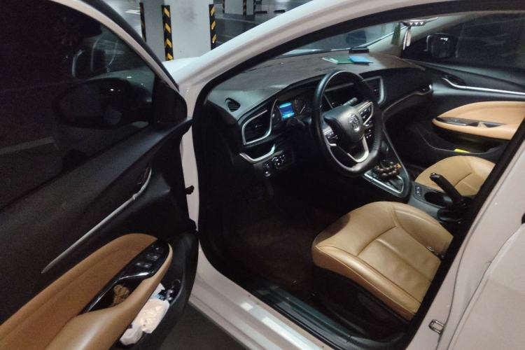 Used Buick GT 2019 18T Automatic Connected Flagship Version China VI Standard Driver Seat